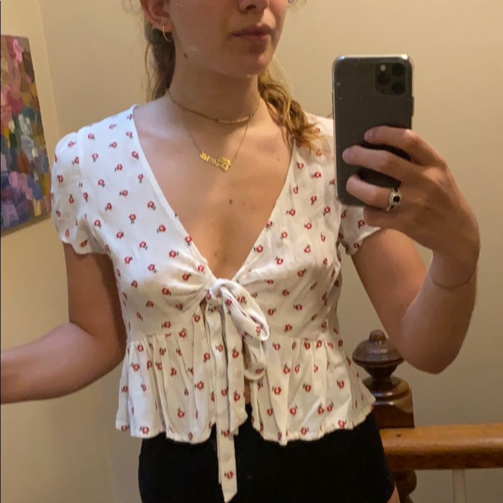 Brandy Melville floral blouse